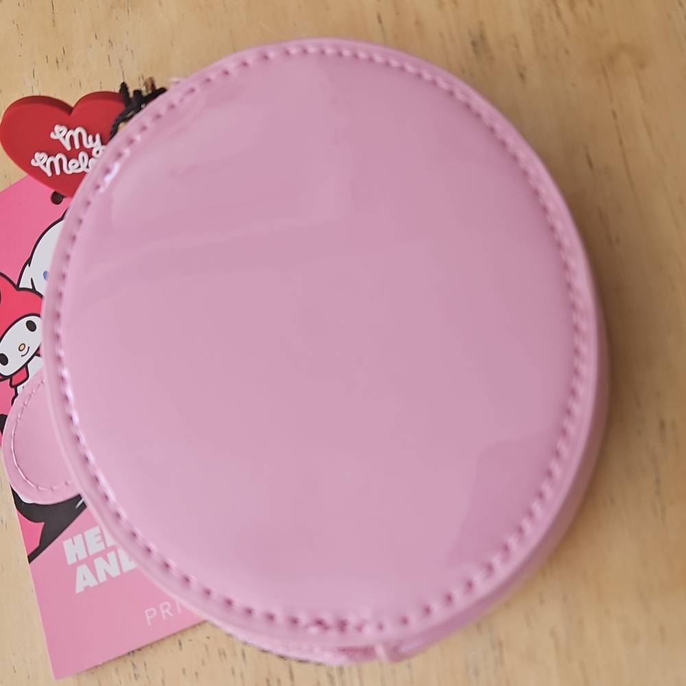 Hello Kitty and Friends Pink Coin Purse - Picture 8 of 12